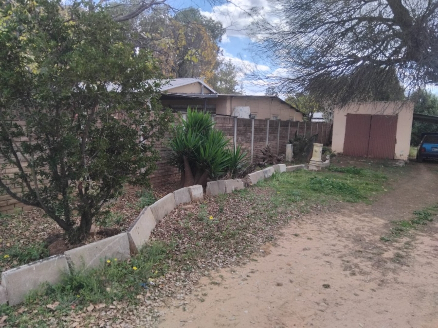 3 Bedroom Property for Sale in Leeudoringstad North West